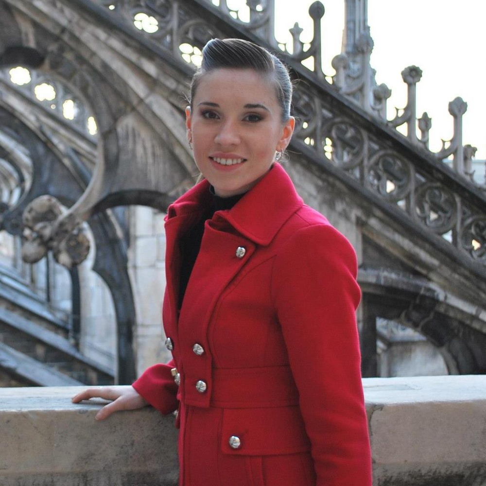 Meet your Posher, Elena